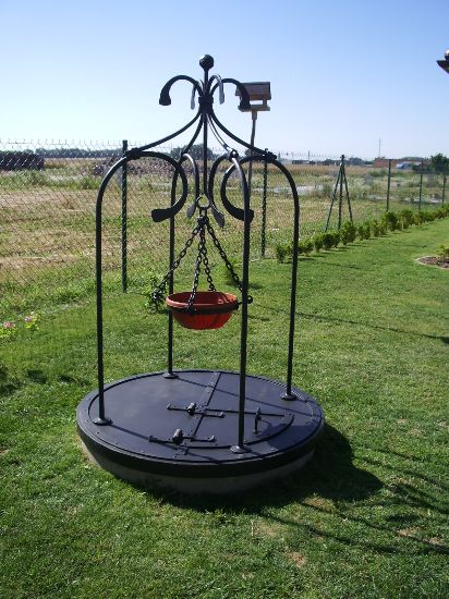 Kované kašny a mříže na studny 